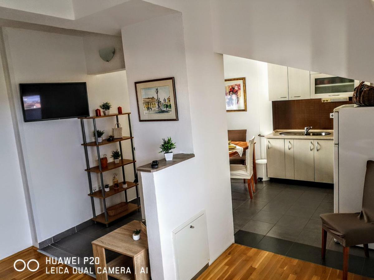 Apartman Kiss Osijek Exterior foto